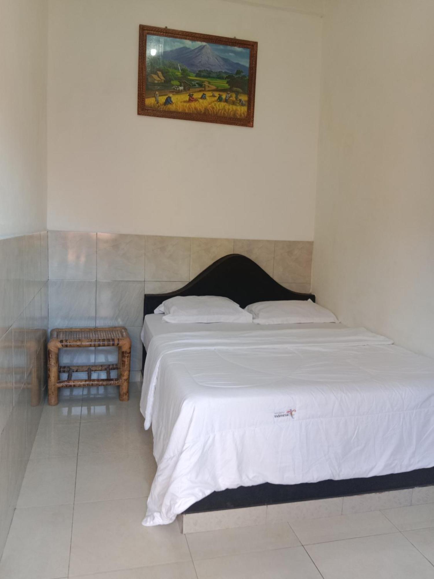 Ramdan Homestay Kuta  ภายนอก รูปภาพ