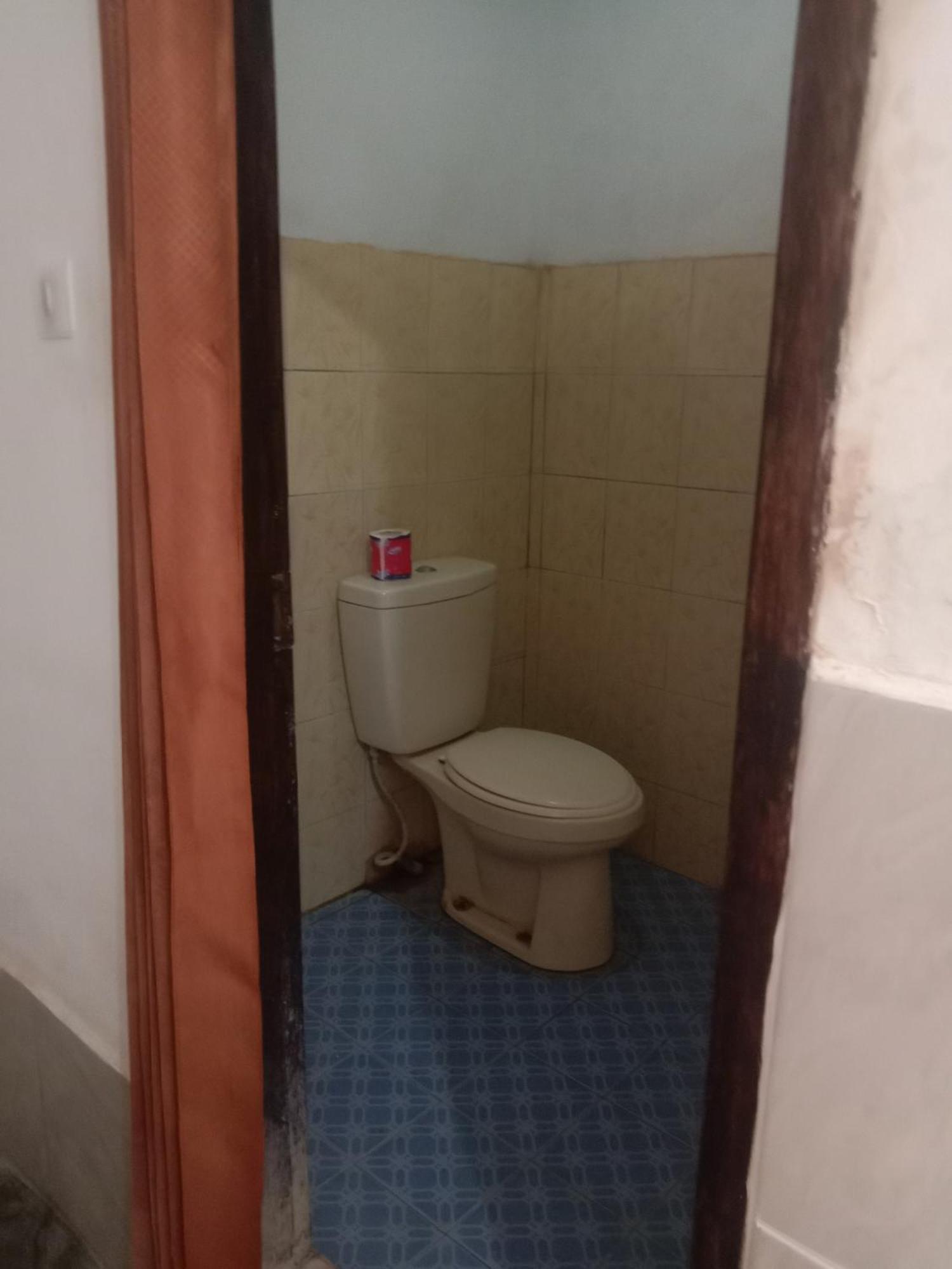 Ramdan Homestay Kuta  ภายนอก รูปภาพ