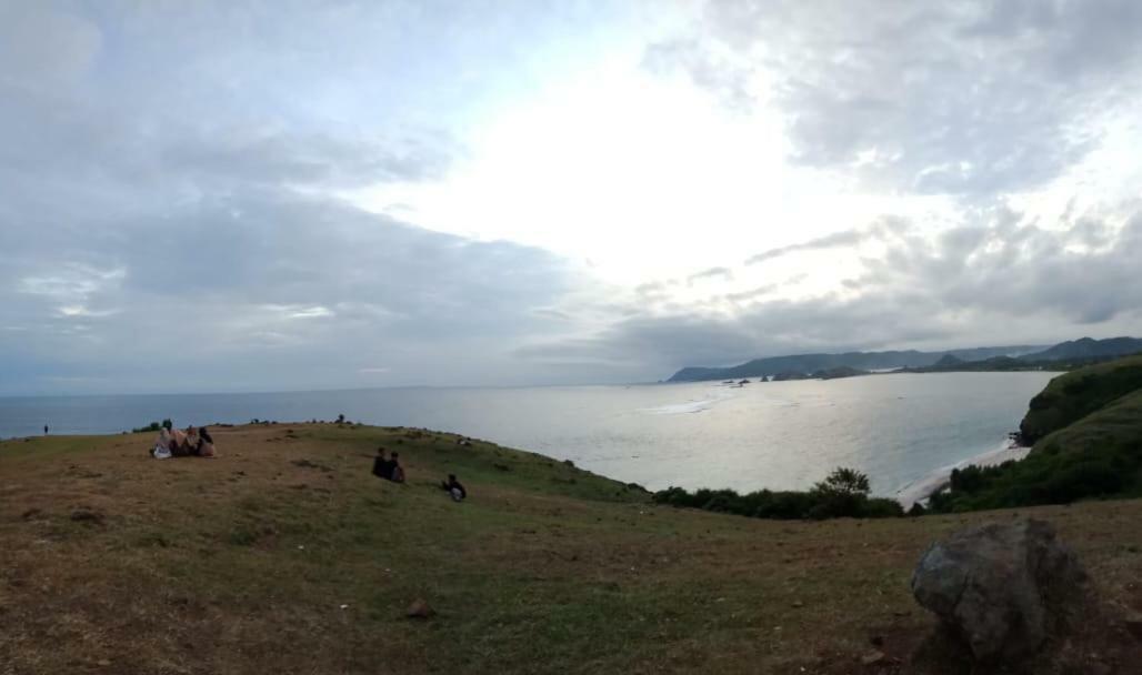Ramdan Homestay Kuta  ภายนอก รูปภาพ