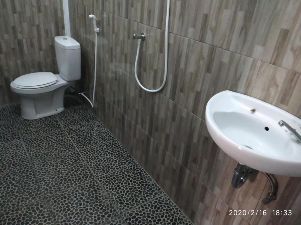 Ramdan Homestay Kuta  ภายนอก รูปภาพ