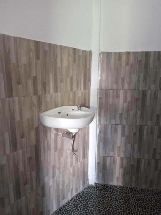 Ramdan Homestay Kuta  ภายนอก รูปภาพ