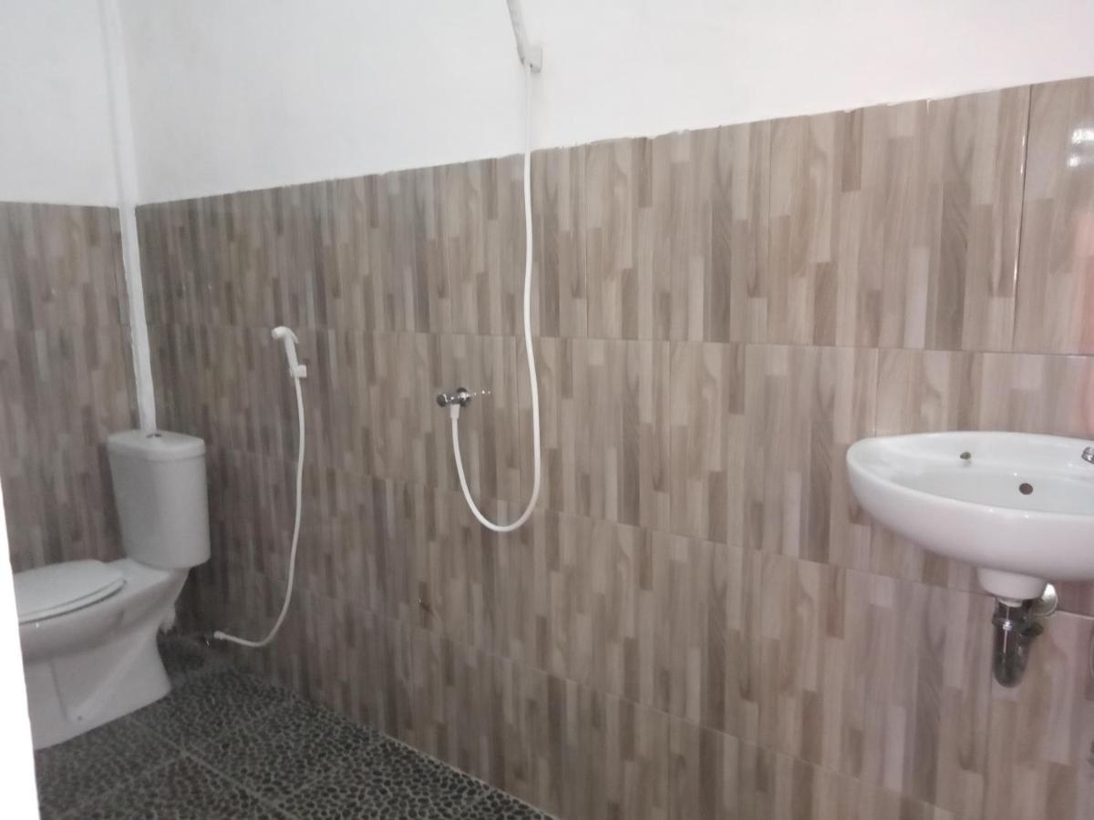 Ramdan Homestay Kuta  ภายนอก รูปภาพ